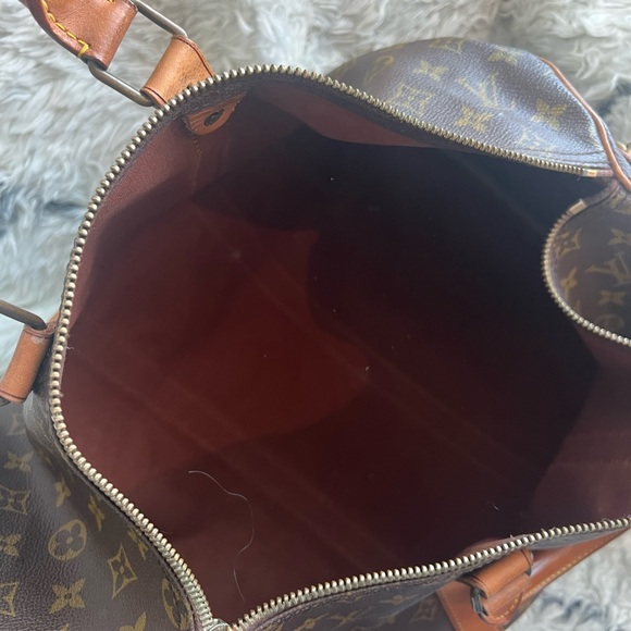 Louis Vuitton Keepall 45 in Monogram Leather - Picture 8 of 10